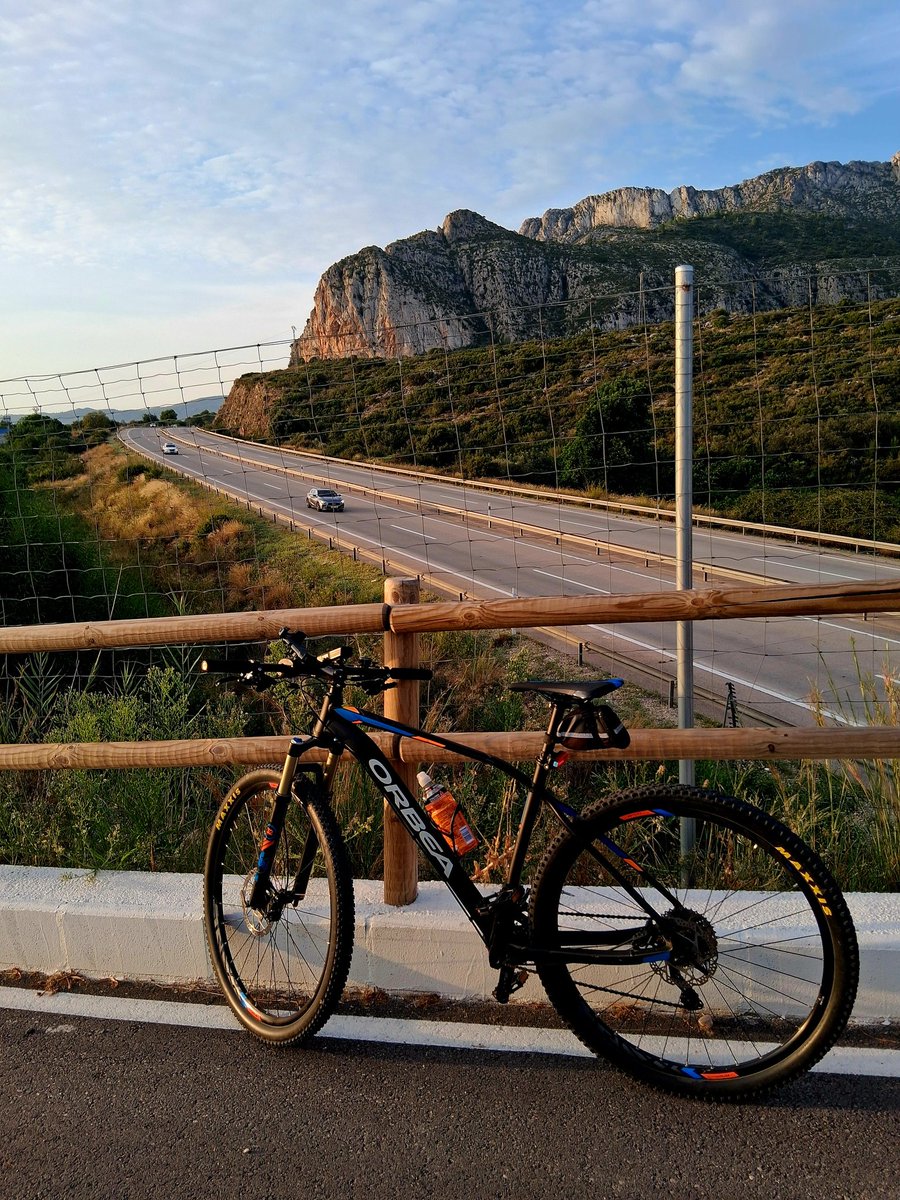 John Hallam (@highpeakhallam) on Twitter photo 