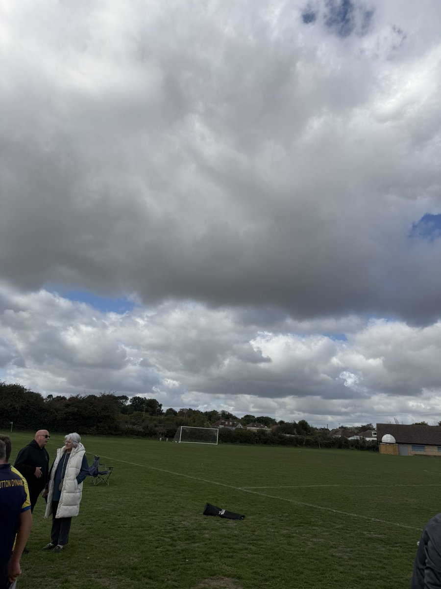 We beat cup holders <a href="/RealGima/">Real Gima</a> 2-1 today in the senior cup 1st round. Routine win for the Dynamos as we keep up our winning start to the season. All the boys worked their socks off. Into the 🎩🟡🔵
<a href="/NKSFL/">D2G North Kent Sunday League</a>