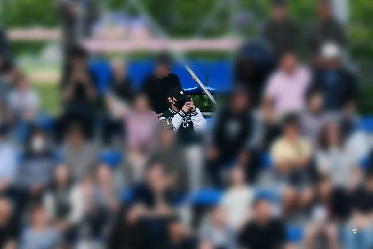 250920 지상군 페스티벌

혜성 

암요걸 박성국을 찍는 박혜성만 보였…
온 세상이 블러처리 된 느낌…💛

#VANNER  #VVS #혜성