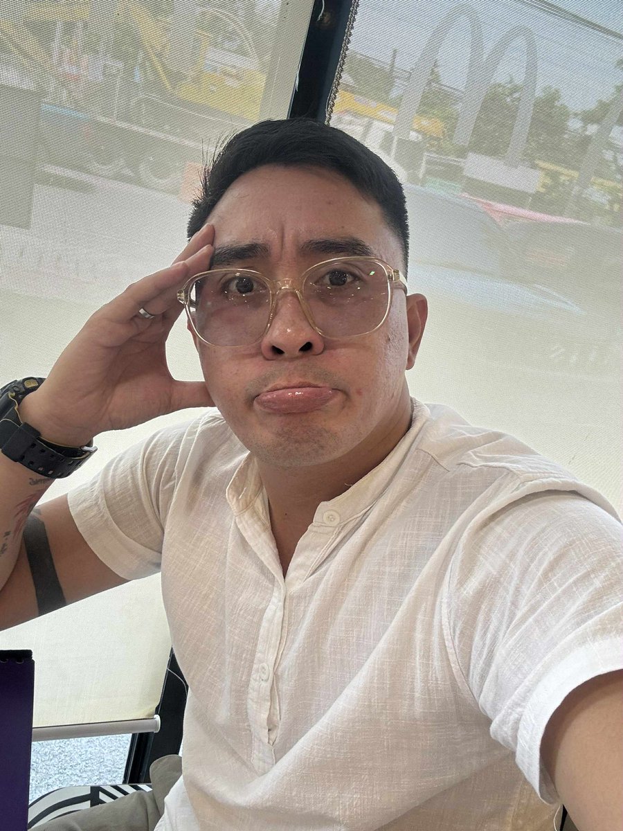 Silent breakdowns hit me harder 😭😭😭