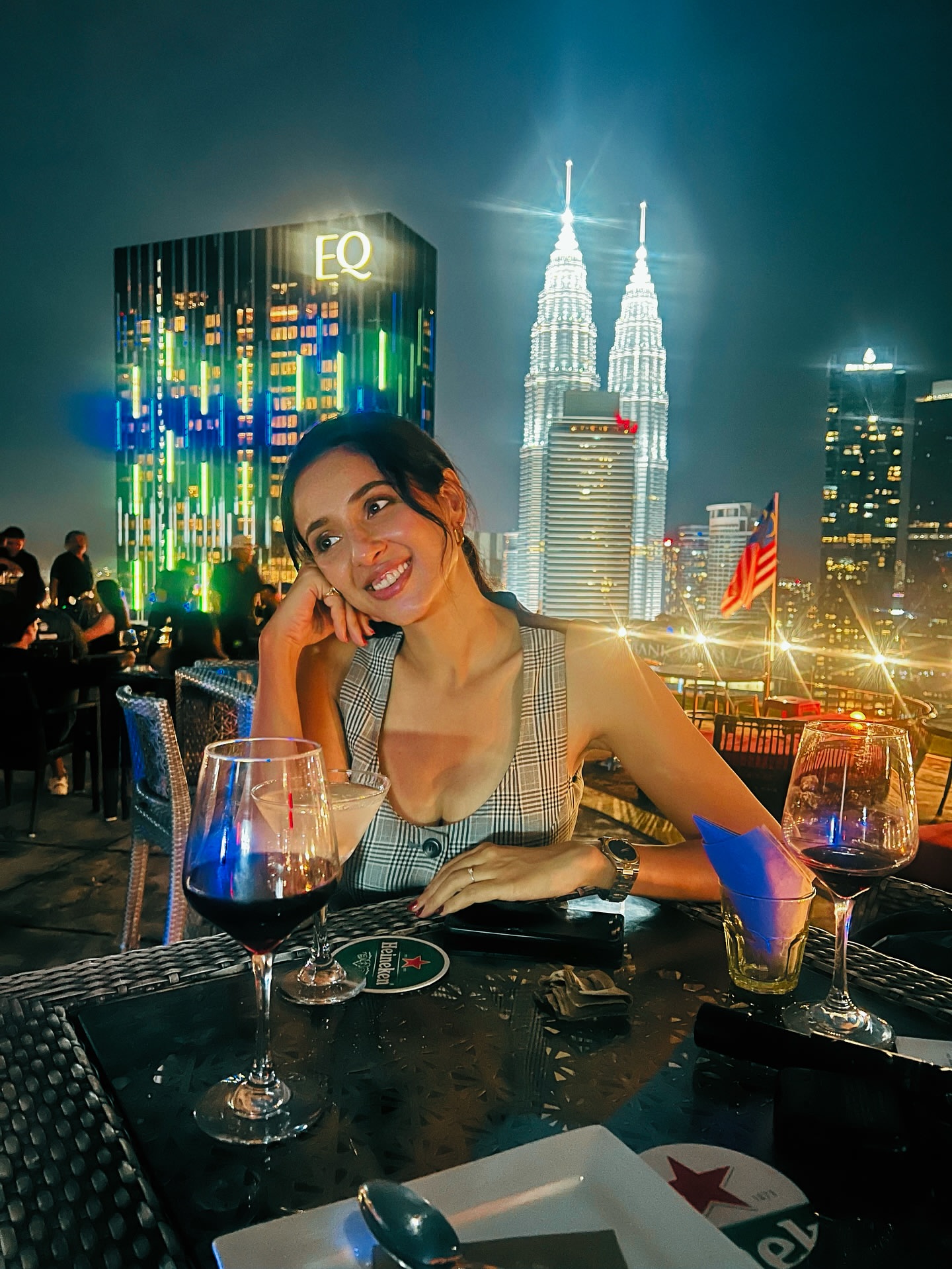 G1Xq5dtaEAAZJ1F?format=jpg&name=large