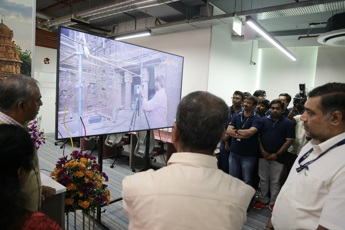 dpradhanbjp's tweet photo. Inaugurated @iitmadras Pravartak-Technology Development Center. 

A technology and innovation hub, IITM Pravartak will prepare young India for next-gen emerging technologies by providing cutting-edge training programs in AI, Big Data Analytics, Blockchain, Cloud Computing, IoT, Robotics, Cyber Security, Semiconductors, written language for Indian music (Gamaka Box Notation System), among others. It will also foster an ecosystem to preserve facilitate research for the benefit of society. 

IITM Pravartak will help prepare a skilled talent pool in critical technologies.