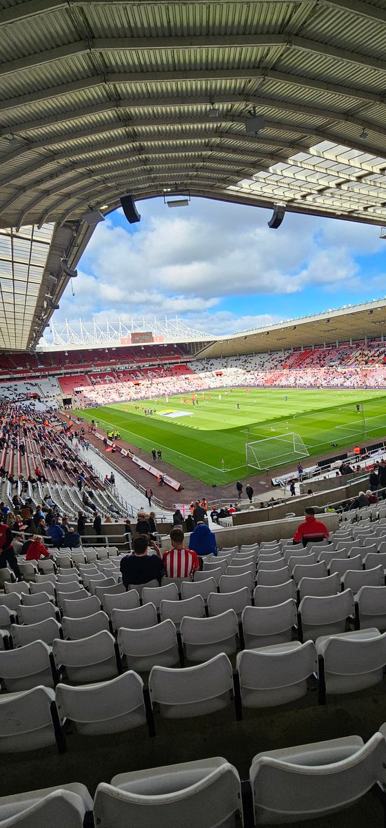 Ha'way the lads 🇦🇹  I'm only here to see Super John McGinn 🇳🇬 🤣