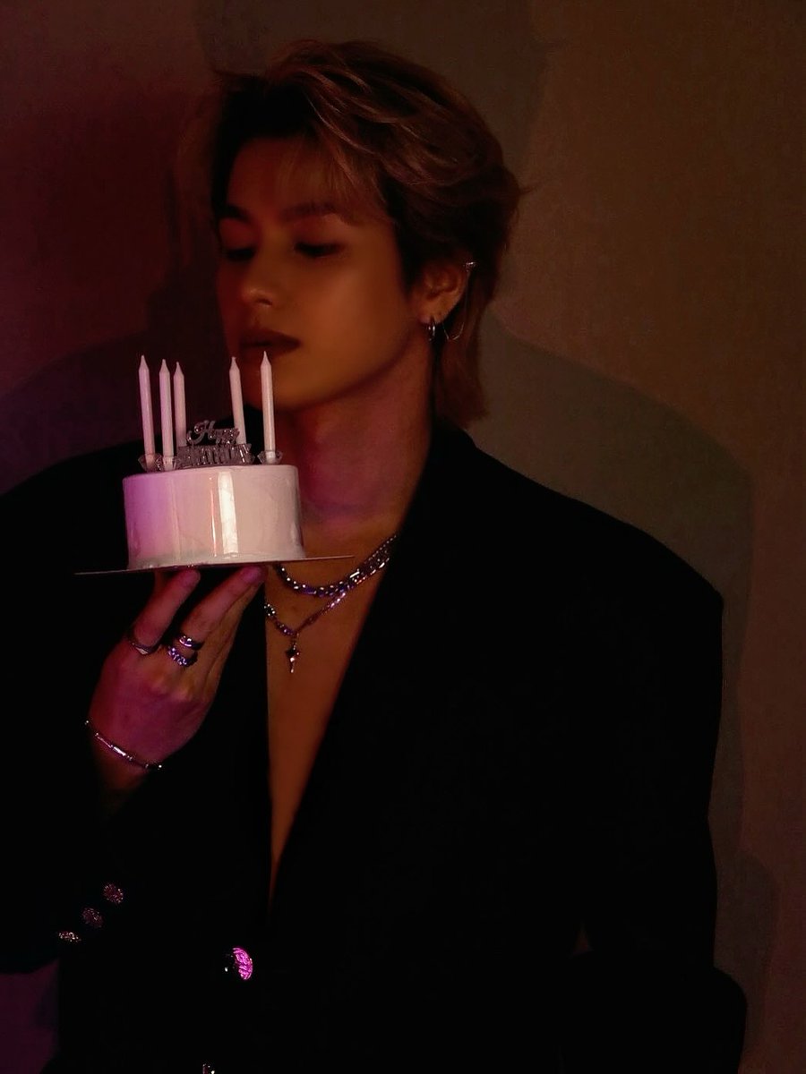 SmartChisaIntl's tweet photo. Smart ig post update .
"Wish in my birthday i will give you ✨️🤍"
#smartcsnp #smartchisanupong #CSNP #SmartBDTreasure #HappyMartDay24th https://t.co/qvBVLDkuPY