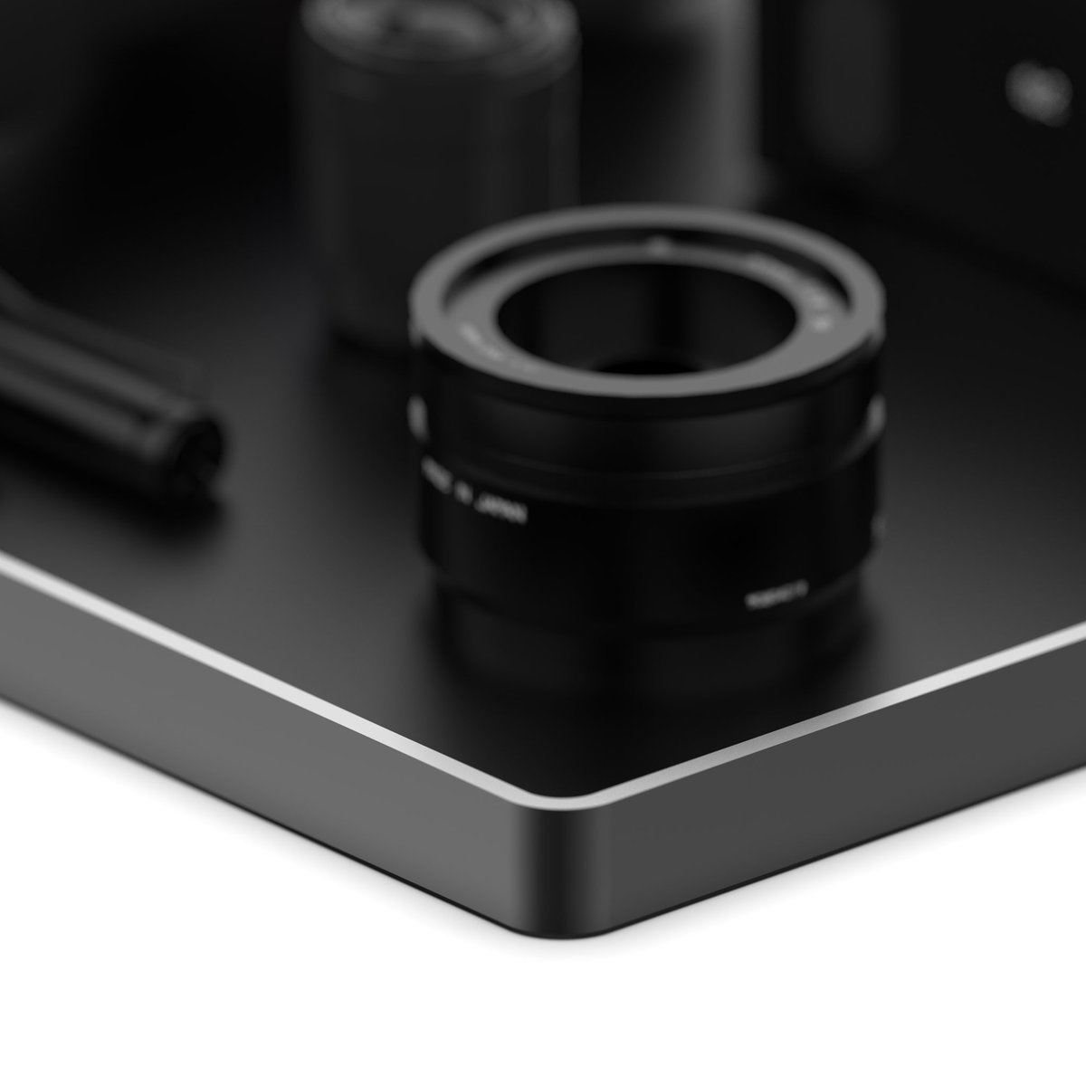 BionicLabsOrg's tweet image. Introducing the Tray 19 inch in a new all black anodised finish with matching black leather pads.
A larger space for the everyday, now reimagined in a darker palette.
Milled from solid aluminium, finished in deep matte black, and paired with full grain leather, it brings clarity…