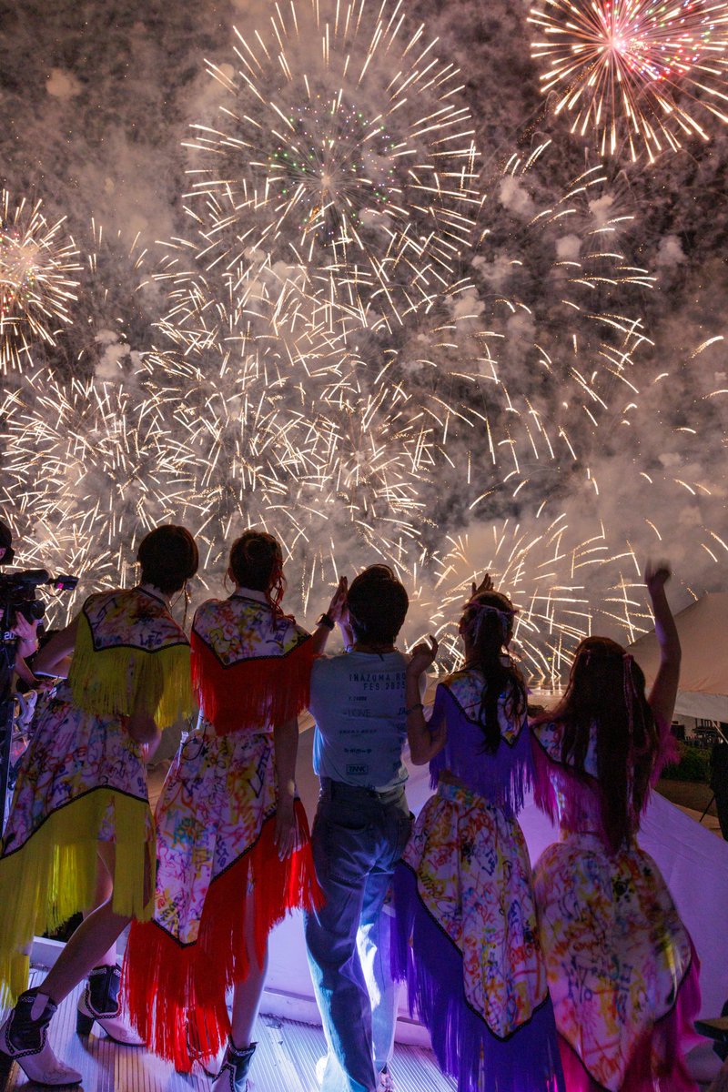 mcz517_official's tweet image. #イナズマロックフェス 2025
改めてありがとうございました。

ここ3年はトリを務めさせていただき、終演後に西川さんと一緒に花火を見るのが恒例となってました🎆

これからも #ももクロ をよろしくお願いします💪