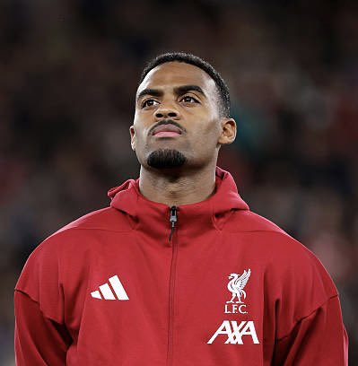 Just so you know, Ryan Gravenberch starts for every team in the world.💫