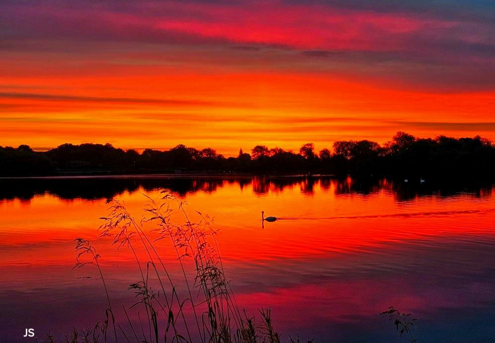 #LoveUKWeather Nottinghamshire UK <a href="/metoffice/">Met Office</a> <a href="/StormHour/">#StormHour</a> <a href="/ThePhotoHour/">#ThePhotoHour</a>