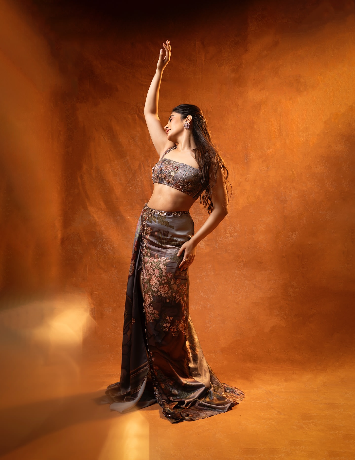 G1XvLP2bwAABhW1?format=jpg&name=large