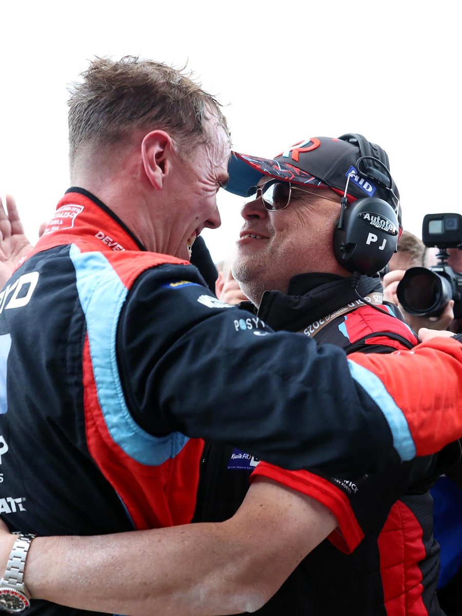 WINNERSSSSS!!!!!! COME ONNNN!!!!! 😆😆😆🏆🏆🏆

First outright win for <a href="/restartracing22/">Restart Racing</a> , this one’s really special!!!! Thanks so much for all the support, sponsors, team, family, fans! Appreciate it a lot!!! 

All worth it!  😬❤️ 

#winners