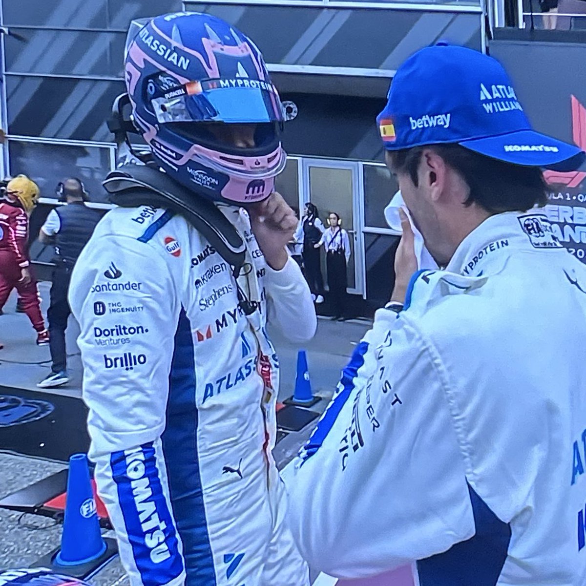 alexsalbon's tweet image. MY SHAYLAS 💙