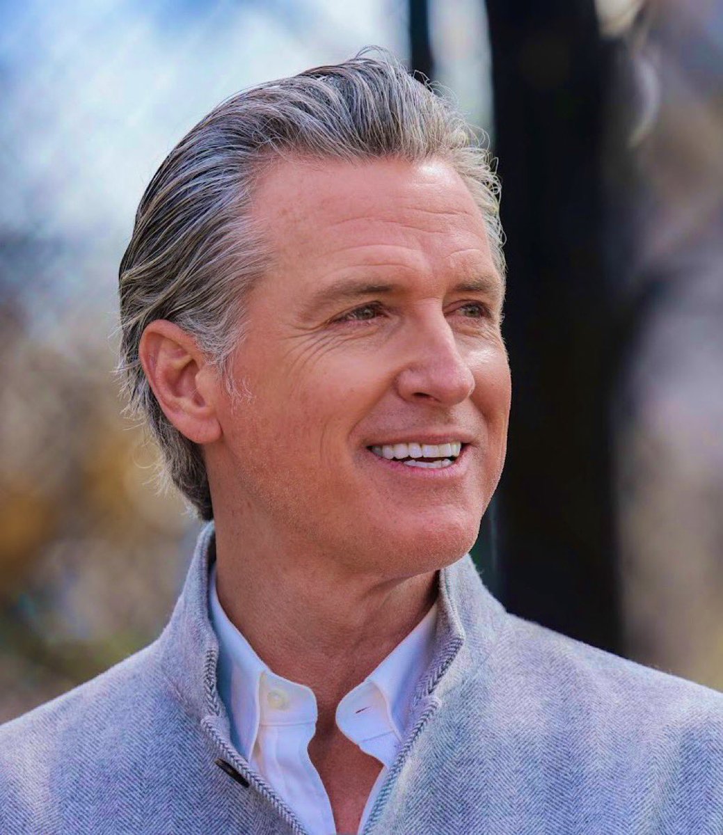 “In a democracy where we have rights. Immigrants have rights. And we have the right to stand up and push back and that’s what we’re doing here today. 
This is a disgrace. This is an outrage. What we have allowed to happen in this country”. 

Drop a 💙if you SUPPORT Newsom