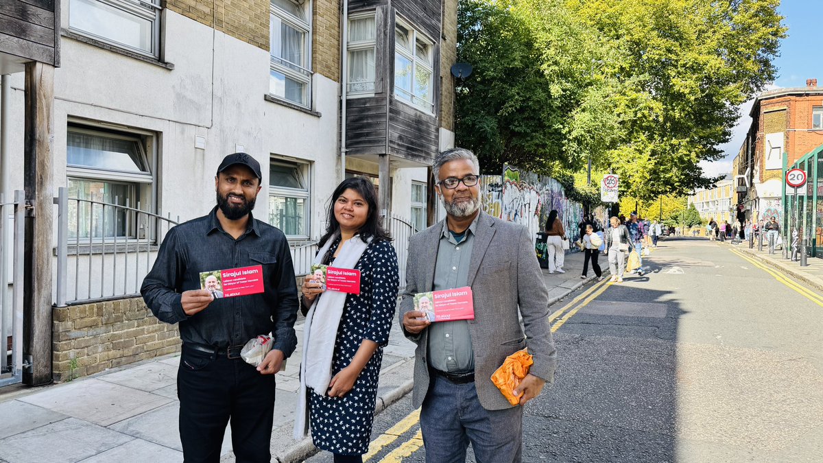 MdDilwarhossan's tweet photo. Campaigning in Weavers Ward today! Supporting Cllr Sirajul Islam, Labour Party’s nominated Mayor candidate for Tower Hamlets Council Election 2026.
#TowerHamlets #WeaversWard #LabourParty #Election2026 #CommunityFirst #THlabour #Towerhamletlabourgroup @CllrSirajIslam https://t.co/HYKtZAdw0O