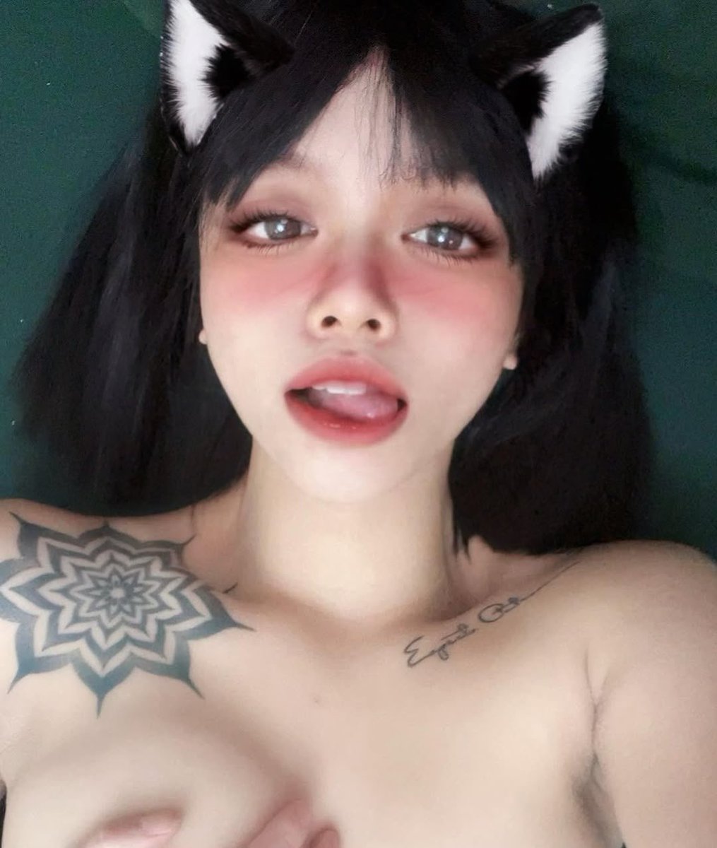 momo05433641's tweet photo. 性感吗 https://t.co/exgyC3Mm6U