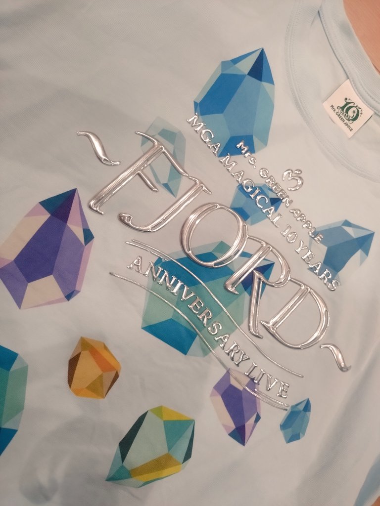 7回洗っても無傷な私のフィヨT💎💚
ほんとこのシャツ可愛くて普段着してる🤭🍏