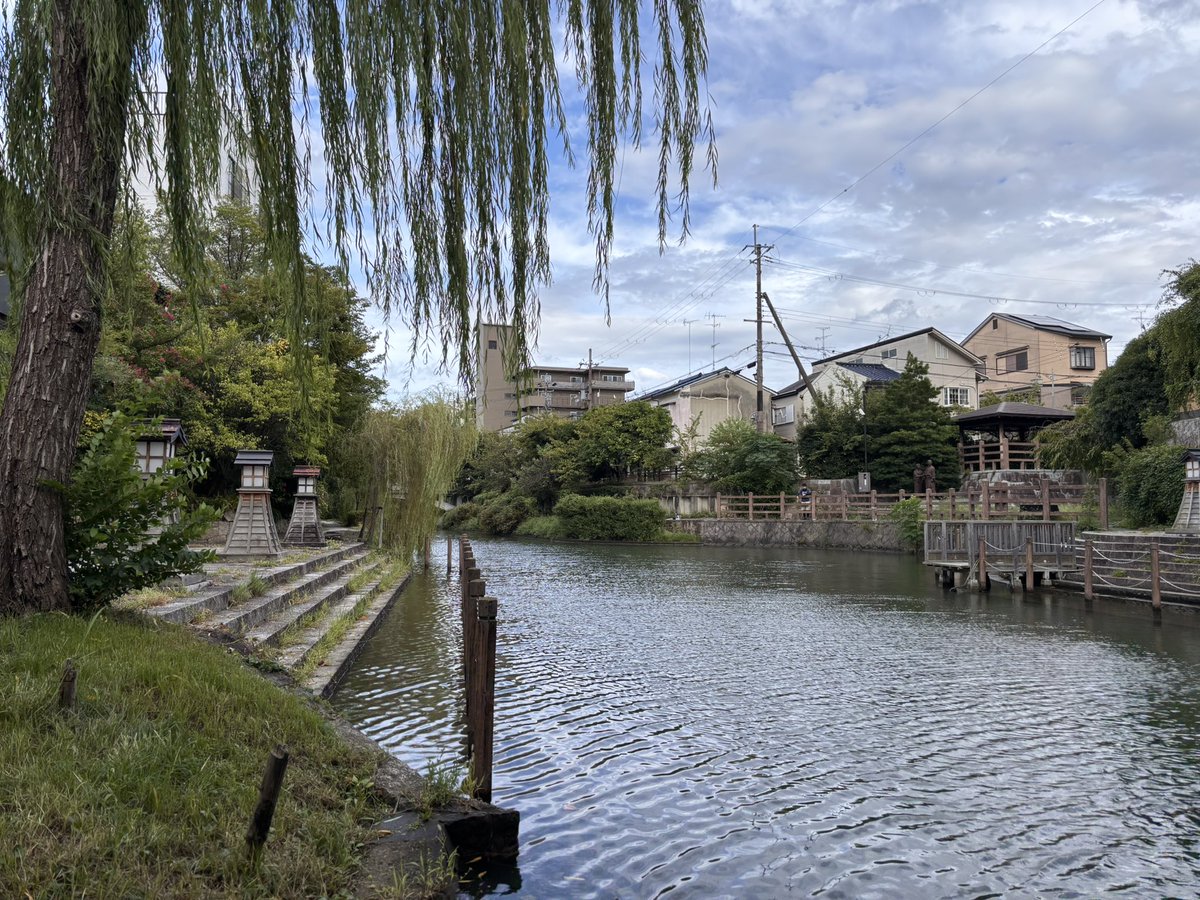 前に月桂冠大倉記念館に行ったとき、バイクだったから利き酒が出来なかったから、今回は電車でGO
長州藩邸、会津藩駐屯地行ったりして幕末想像しながら散歩したの楽しかった
悲しかったのは寺田屋の入口の高さから、自分が当時の人の身長と多分一緒くらいなんだと知ったこと

 #ぶっ鳥羽伏見
 #寺田屋