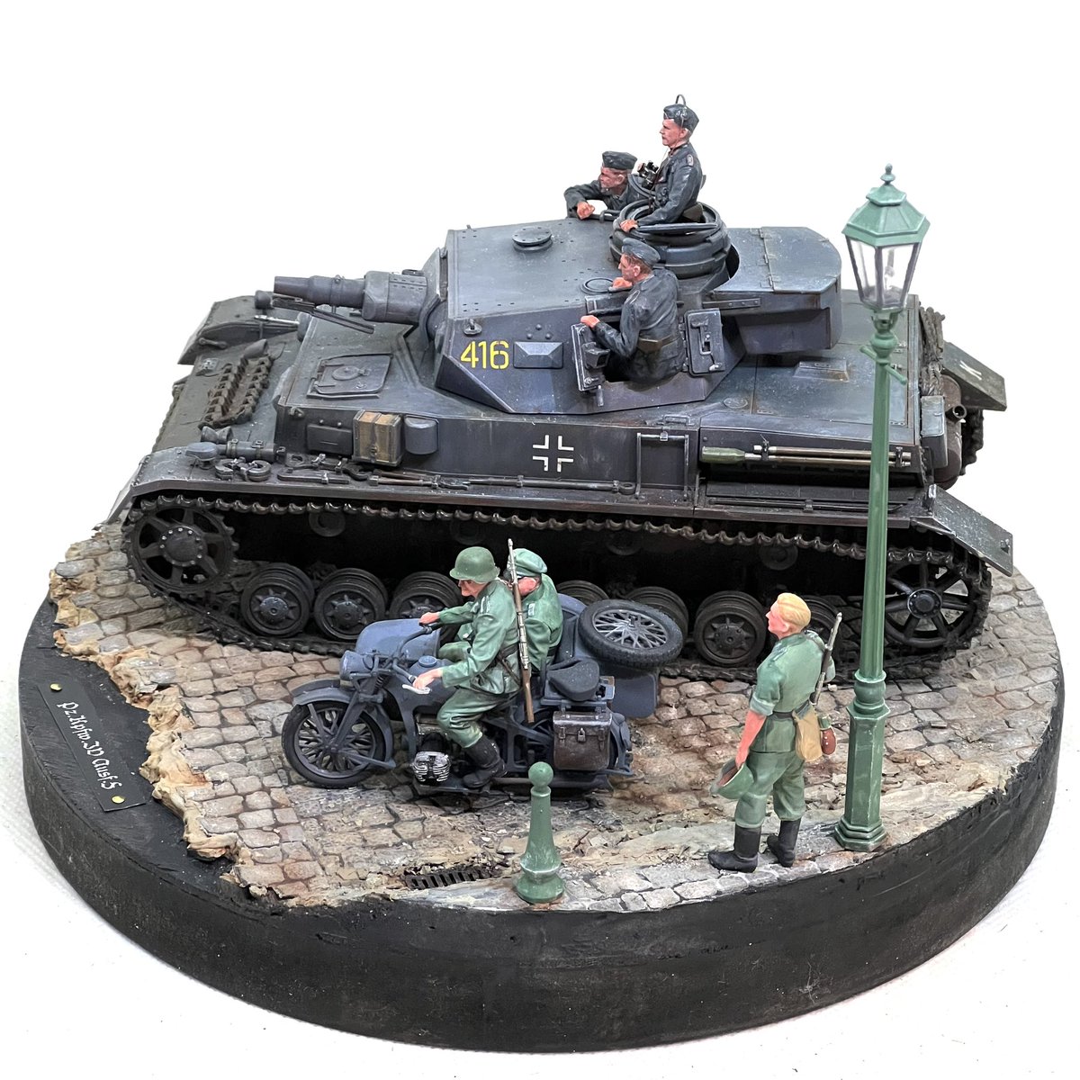 米軍実物　戦車　覗き窓　送料無料 米軍実物 戦車 覗き窓 送料無料 - メルカリ