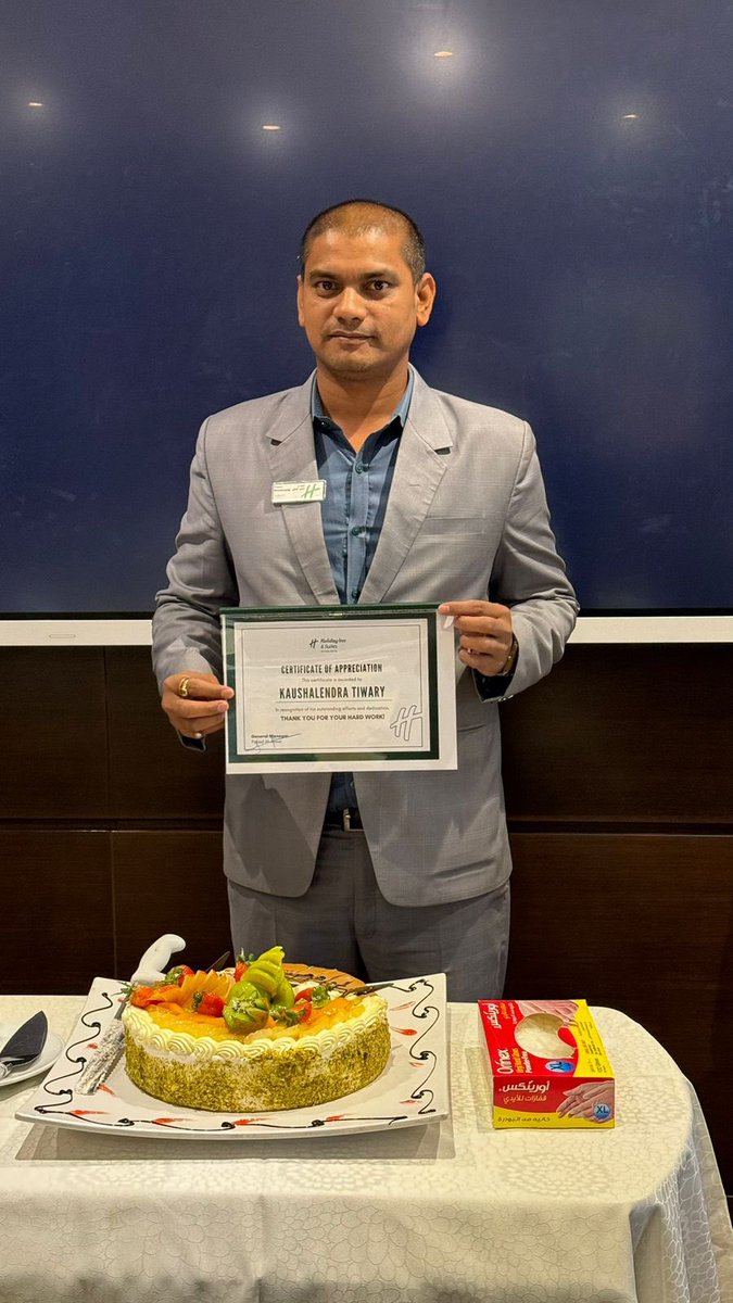 ✨ Happy Housekeeping Week✨

اليوم في فندق هوليداي إن تبوك
نحتفل بجنودنا المجهولين الذين يقفون خلف النظافة والجمال.
Today at Holiday Inn Tabuk
we celebrate the unseen soldiers behind the cleanliness and beauty of our environment.

#HousekeepingWeek #HolidayInnTabuk