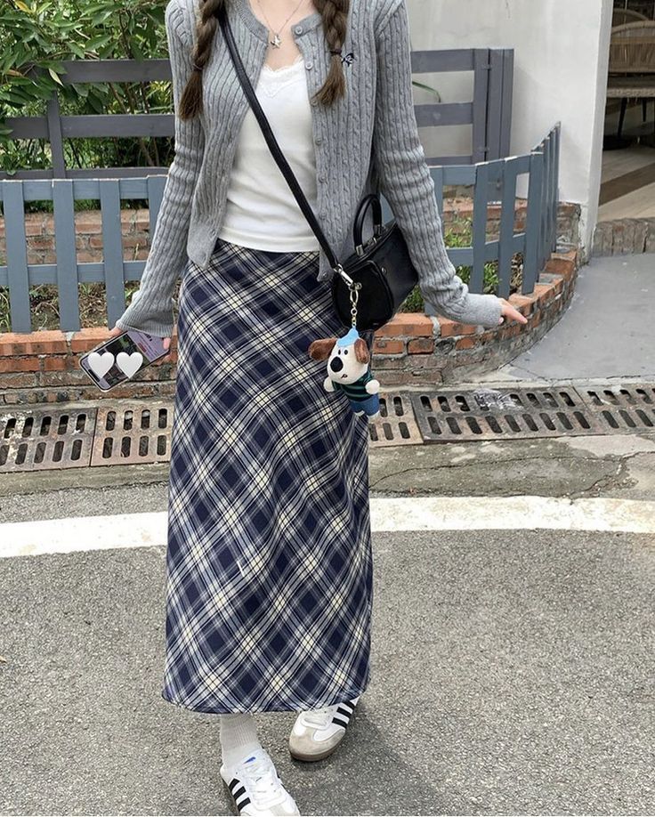 yayaagaleries's tweet photo. Who says comfy can’t be cute? 🫶 This outfit is giving soft girl vibes 🌷✨ #prettyoutfitideas

A thread>> https://t.co/1ebk5RQed8