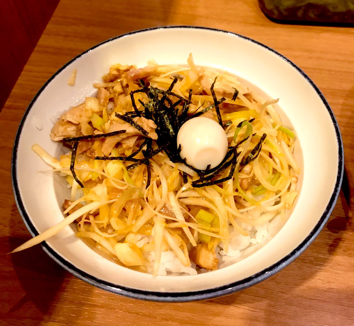 ここページです♡ Amazon.co.jp: すみっコぐらし なでて! あるいて! チェンジでお