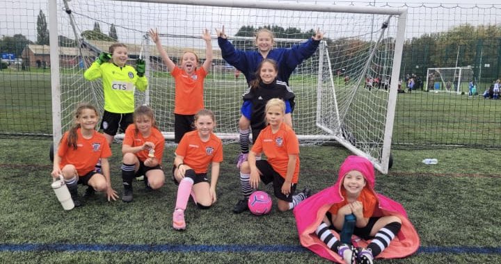 Another weekend creating memories.

Smiles, goals, saves 😀💪🖤🤍🧡

<a href="/Teamgrassroots_/">Grassroots</a> at it’s best 🙌🏻 

Well done everyone 👏🏻👏🏻👏🏻👏🏻

#UTV #FinoAllaFine
