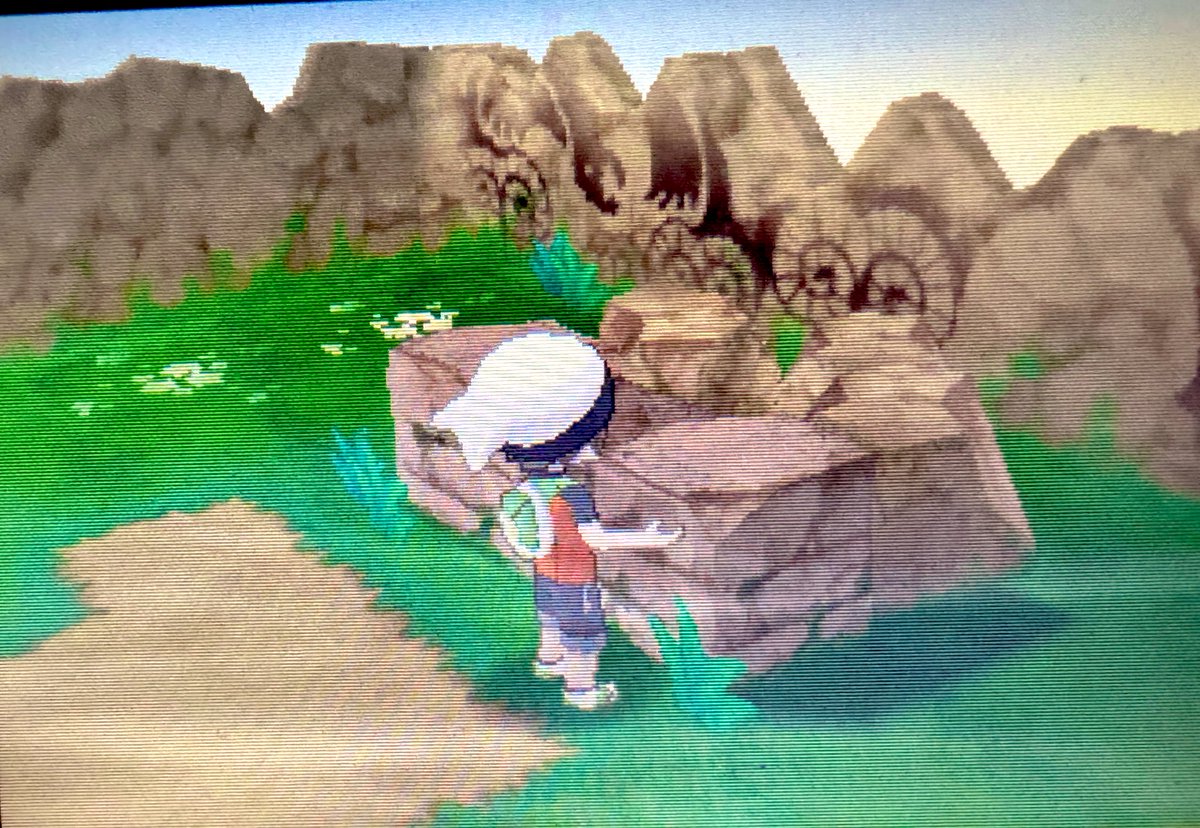 henriqueguzella's tweet image. Outra mudança na história. A Team Magma busca no Monte Pyre a Omega Stone não só para acordar Groudon, mas para extrair sua máxima força, por isso você deve levar a Alpha Stone para equilibrar. #PokemonOmegaRuby