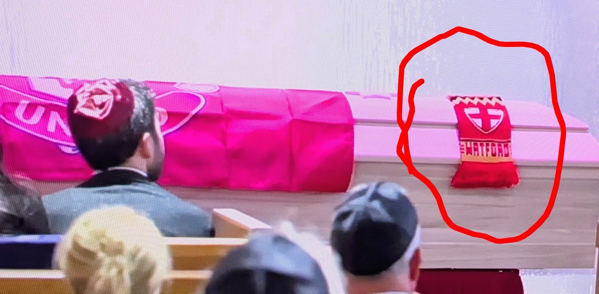 michaelsamuels4's tweet image. We buried my gentle humorous cousin in New York today. A life-long @WatfordFC  Supporter. A custom-made Watford Scarf decorated his Coffin.