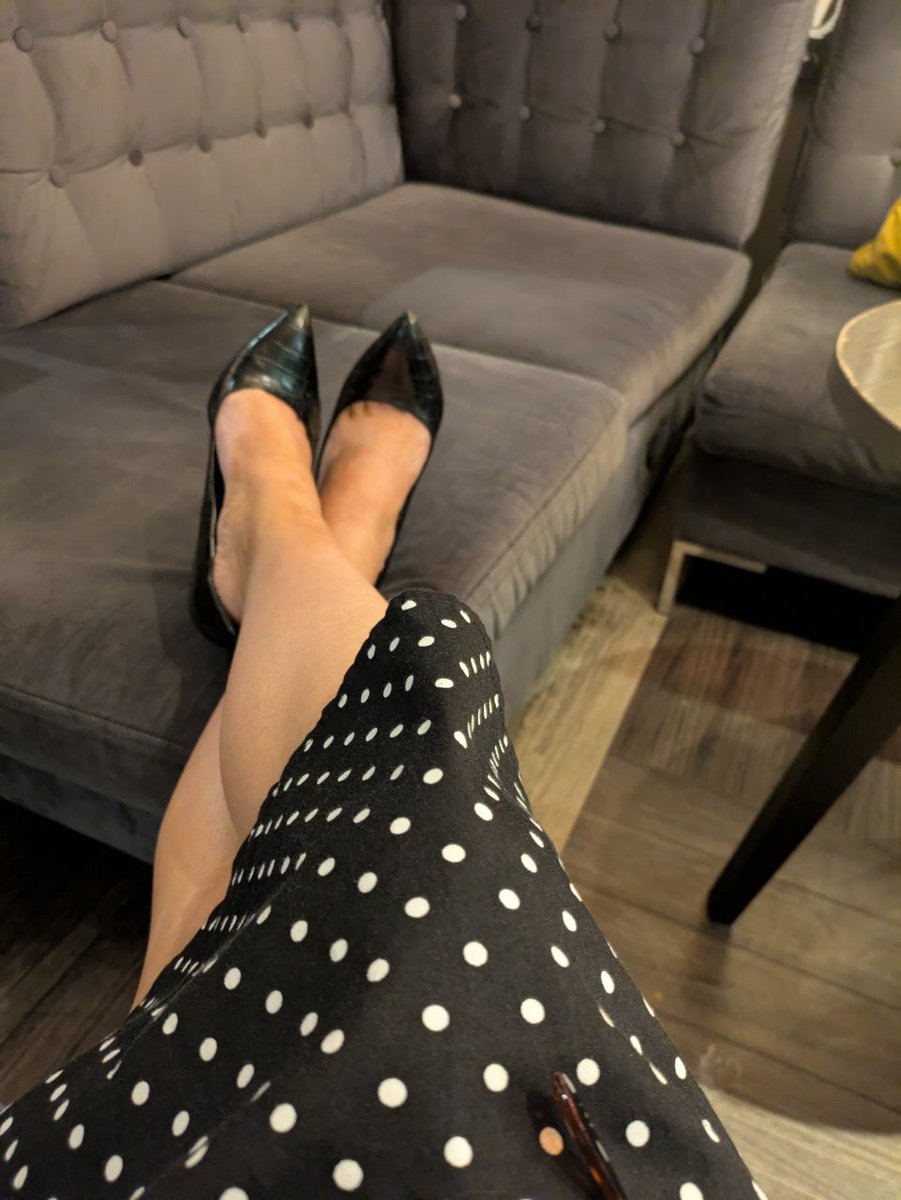 I've been in heels all weekend. I don't think I can feel my toes 😬