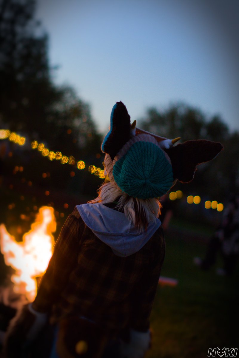 And here's another one! This is definitely my favourite pic anyone has made of me in suit so far ❤️❤️

📷 <a href="/FuzzyNoki/">🅝🅞🅚🅘</a>  ❤️
🪡 <a href="/tomacats_suits/">🍅TOMACATS 🐱</a>