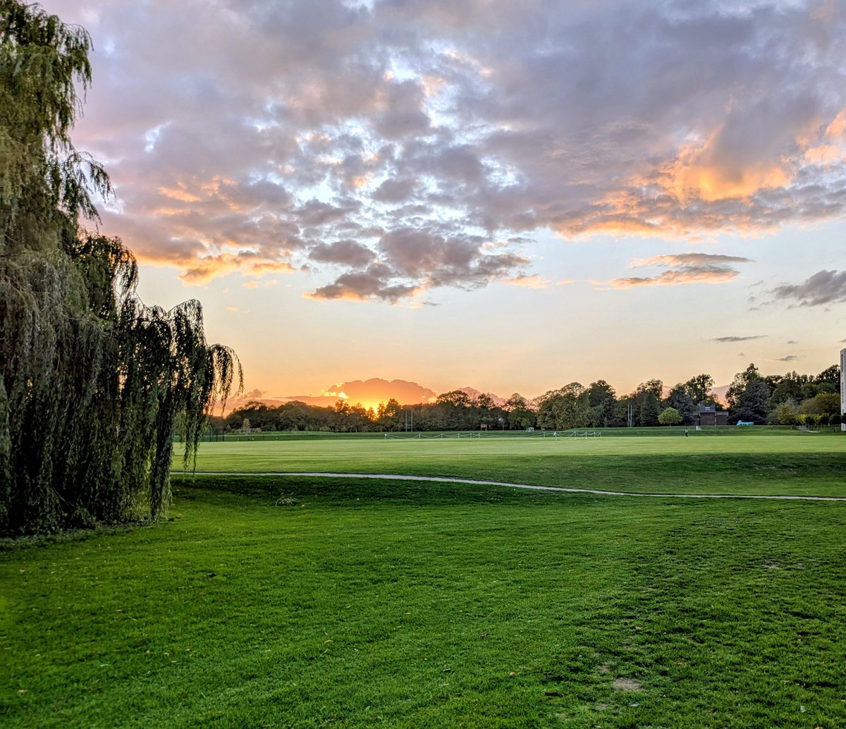 angelo_rules's tweet image. Arrived  @ChurchillCollege for the   8th Artificial Intelligence in Chemistry Symposium.
Always a lovely view 

#AIChem25 #ai #ml #compchem