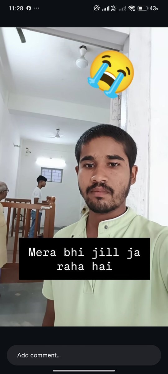 Sumit32347233's tweet photo. Yh kis line mai aagaye saum babu? 🕵🤭 https://t.co/Y2YDdaTVpt