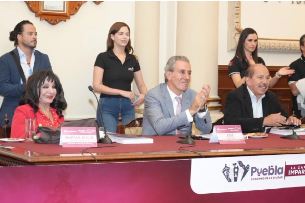 Recibe <a href="/pepechedrauimx/">Pepe Chedraui 🇲🇽</a> a presidentas y presidentes municipales de la Asociación de Ciudades Capitales de México tinyurl.com/5fa39az3 #Puebla #ACCM #Alcaldes