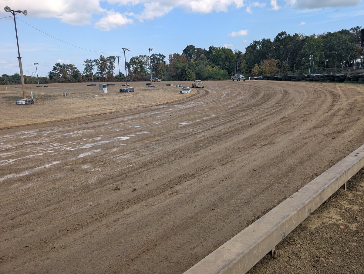 LatrobeMS's tweet photo. Track prep underway for Day 2 is Fall Fest 🍂🍁 https://t.co/1oBEGHKvOn