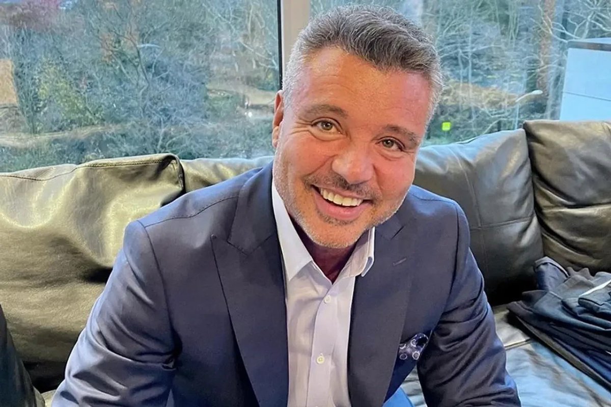 #Alikoc gittiğine cem gölbaşının musluğu kesilmiştir

Yeni Başkan Saadettin Saran üniversiteli kültürlü taraftarlara destek vermeli

Tribünler çetelerin elinden temizlenmeli

Başkan ilk işe tribünden başla