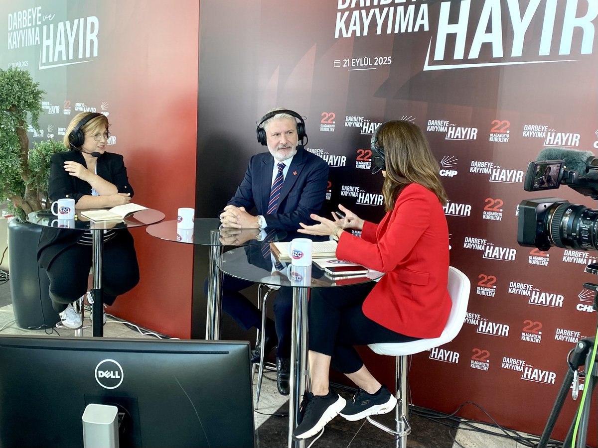 Bugün gerçekleşen Cumhuriyet Halk Partisi 22. Olağanüstü Kurultayı’nda delegelerimizin teveccühü ile yeniden Parti Meclisi Üyeliğine seçilmiş bulunmaktayım.

Listesinde bana yer veren Genel Başkanımız Sn. Özgür Özel’e <a href="/eczozgurozel/">Özgür Özel</a> ve oylarıyla beni seçen delegelerimize teşekkür