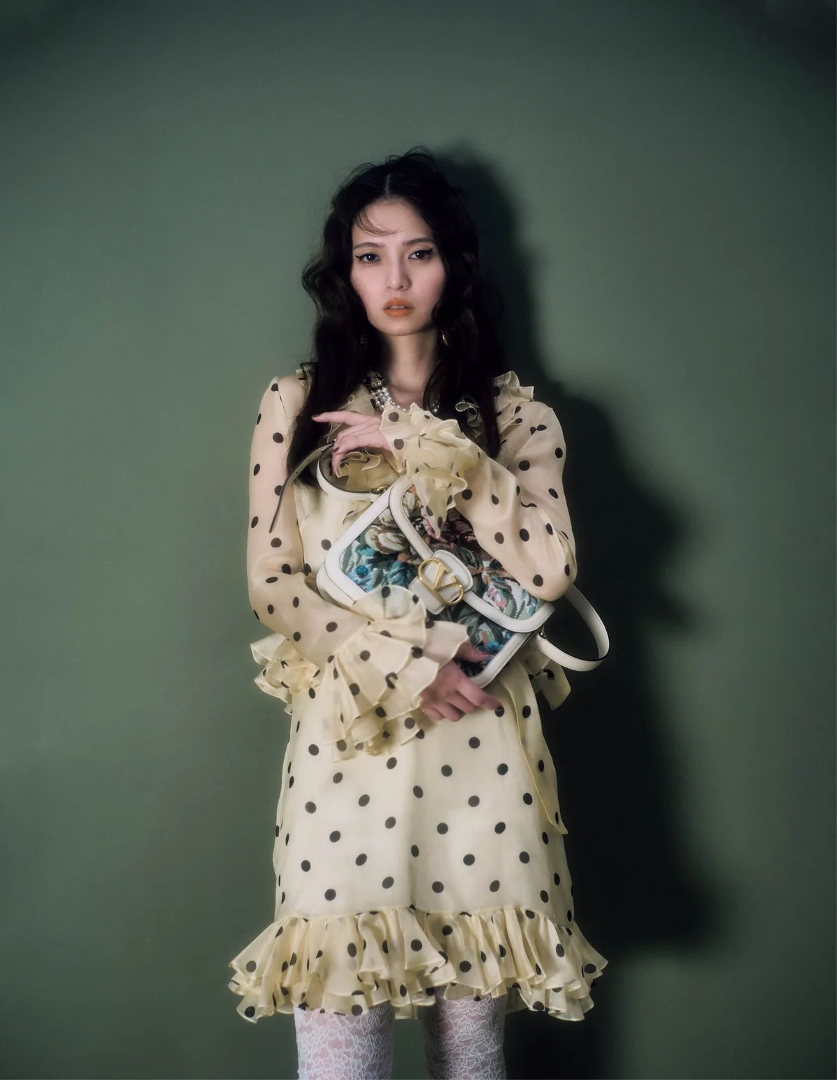 乃木坂46 生写真 10周年記念　齋藤飛鳥　レアポーズ肘➕ヒキ BK News on X: 