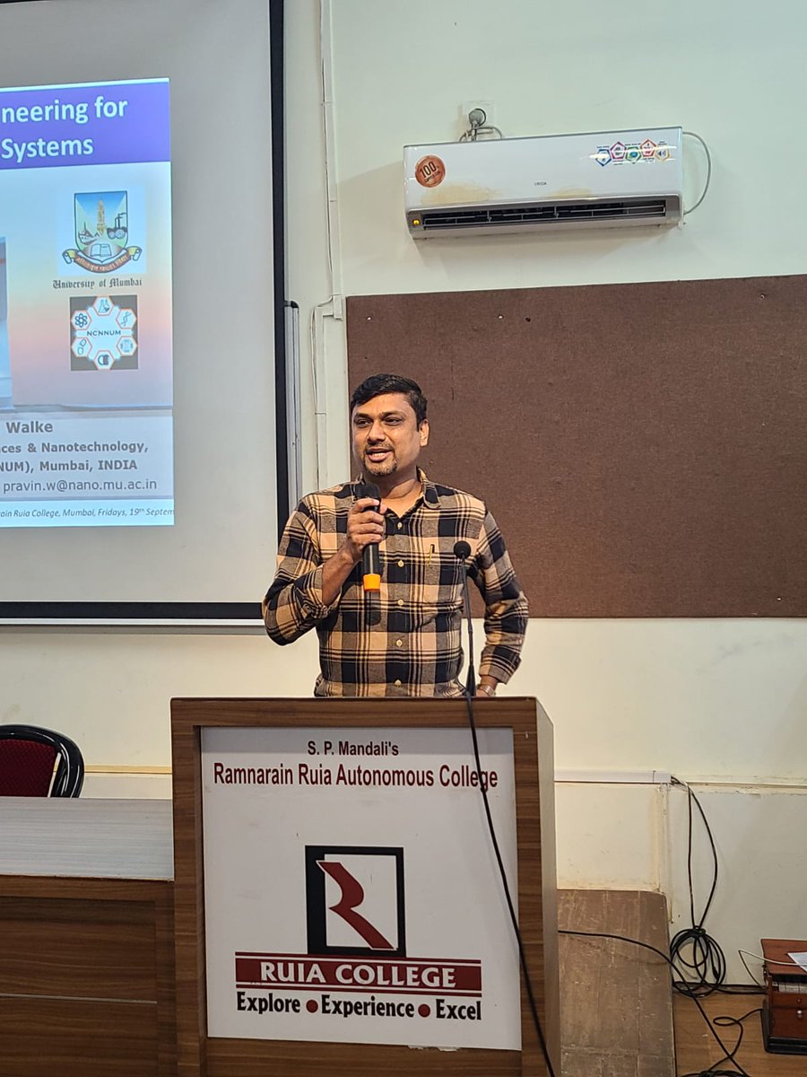 shivshripsw's tweet photo. Glad to deliver a lecture organised by Science Association and Department of chemistry at @RuiaCollege, Mumbai. thanks to the Principal, HOD, Dean and Faculties for such a wonderful interact with students full of enthusiasm, ignited minds and progressive thoughts. @Uni_Mumbai https://t.co/qV7FTiH7o3