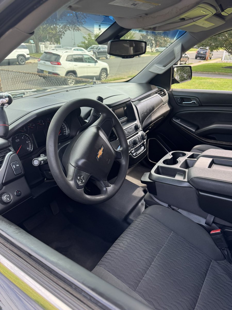 compoundkiller's tweet image. Little cleaning shesh on the Tahoe today , truck is new to me it’s a 2015 this is a reminder to change your damn cabin filter … grossssss