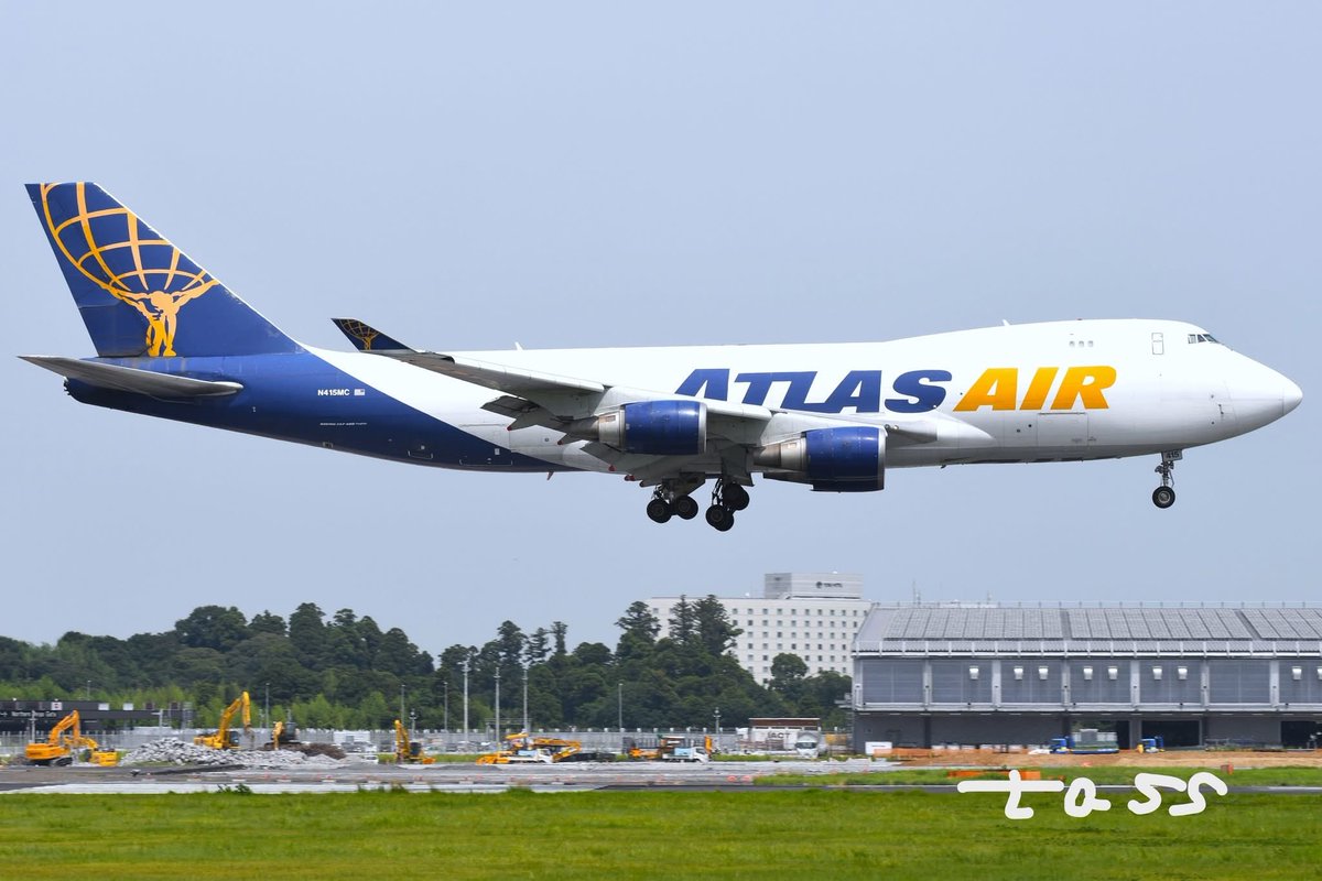 Atlas Air
Boeing 747-47UF N415MC 
NRT/RJAA Tokyo Narita Airport
August 17, 2025
Photo credit tassさん 
#AvGeek #Aviation #Airline #AvGeeks #Boeing #B747 #QueenOfTheSkies #AtlasAir #Giant #NRT #Tokyo #Narita