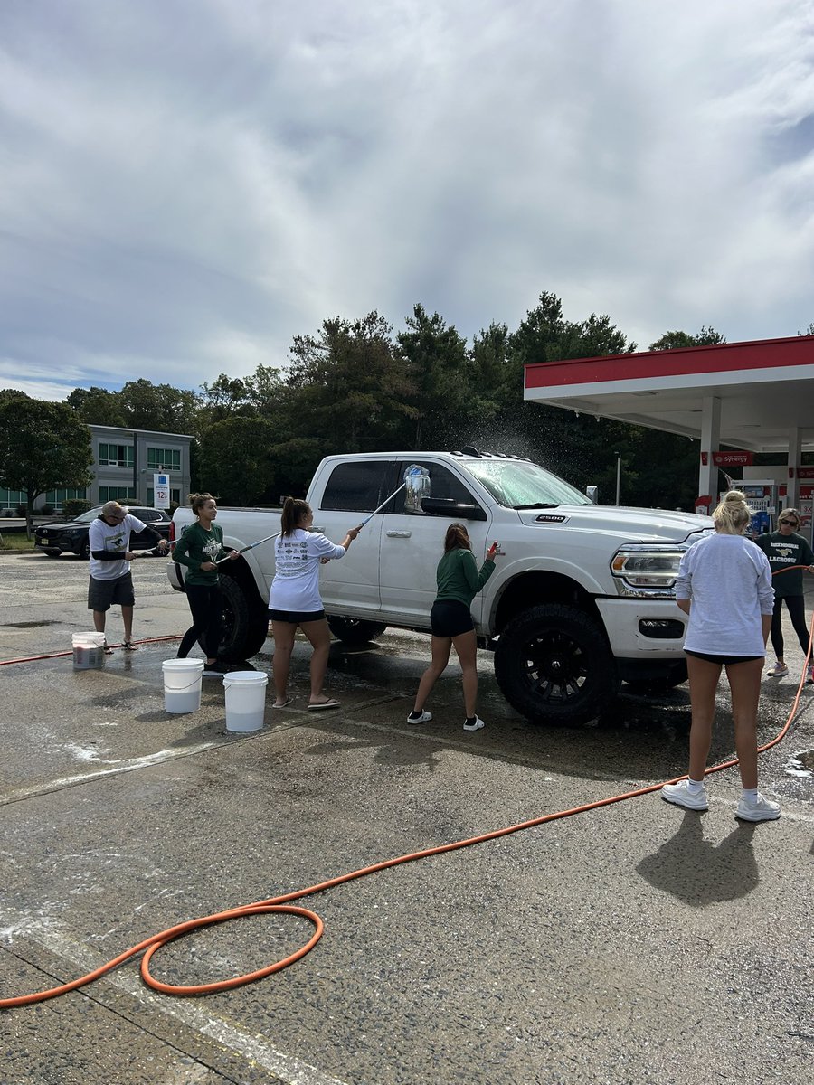 BMHSGLAX tweet media