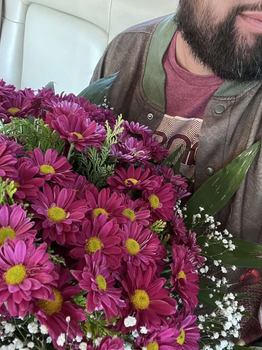 Creo que se equivocó debieron ser amarillas 🌼