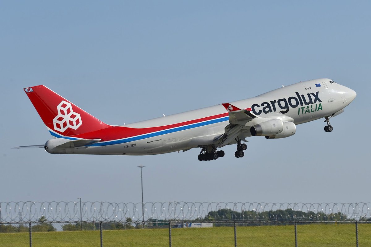 Cargolux
Boeing 747-4R7F LX-YCV 
IND/KIND Indianapolis Intl Airport
September 4, 2025
Photo credit John Giambone
#AvGeek #Aviation #Airline #AvGeeks #Boeing #B747 #QueenOfTheSkies #Giambone #IND #Cargolux <a href="/INDairport/">Indianapolis International Airport (IND)</a> #Indianapolis