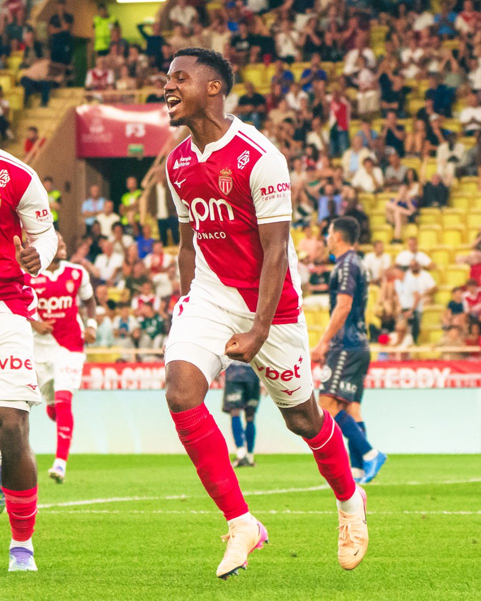 AS_Monaco's tweet image. 45&apos; 🔄
46&apos; ⚽
83&apos; ⚽

Débuts réussis pour Ansu Fati au Stade Louis-II 💪

5️⃣-2️⃣ #ASMFCM