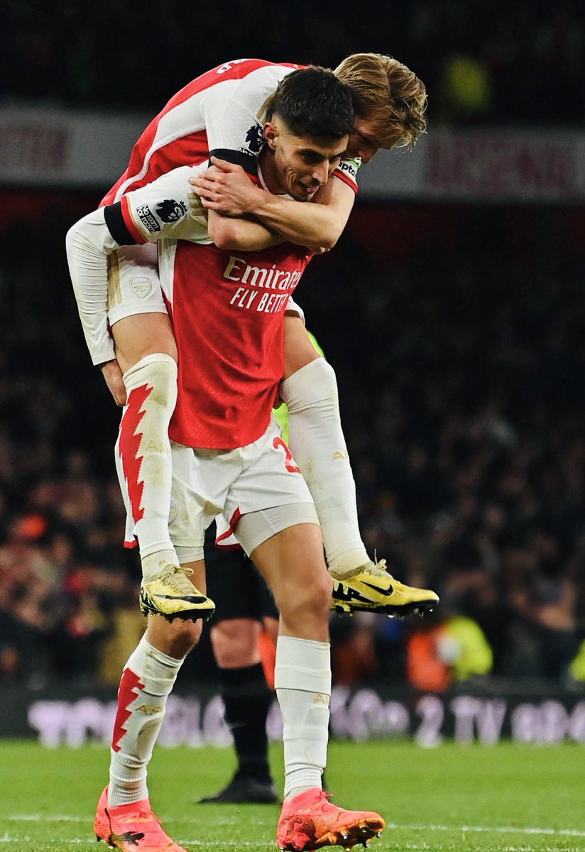 kurttcocain's tweet image. #missinghours