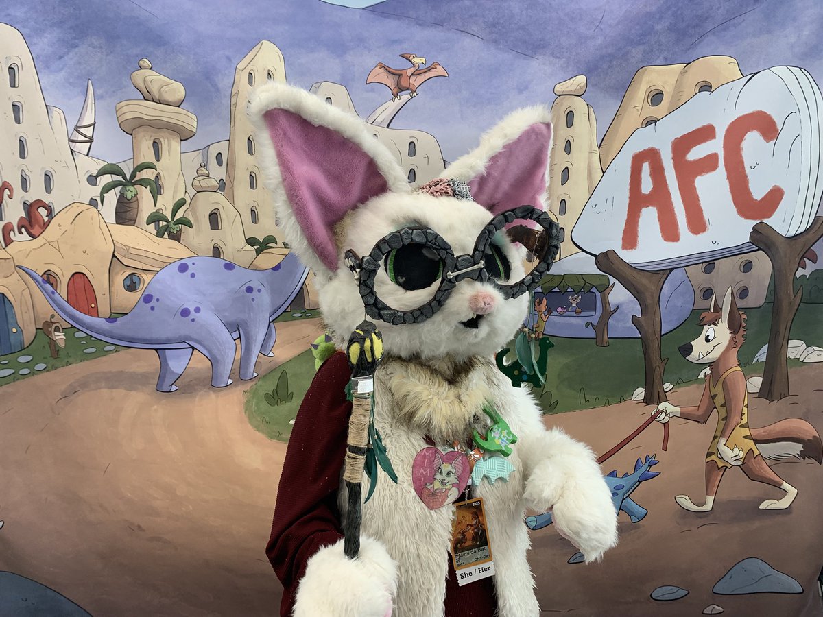 Lady Lavinia tweet media