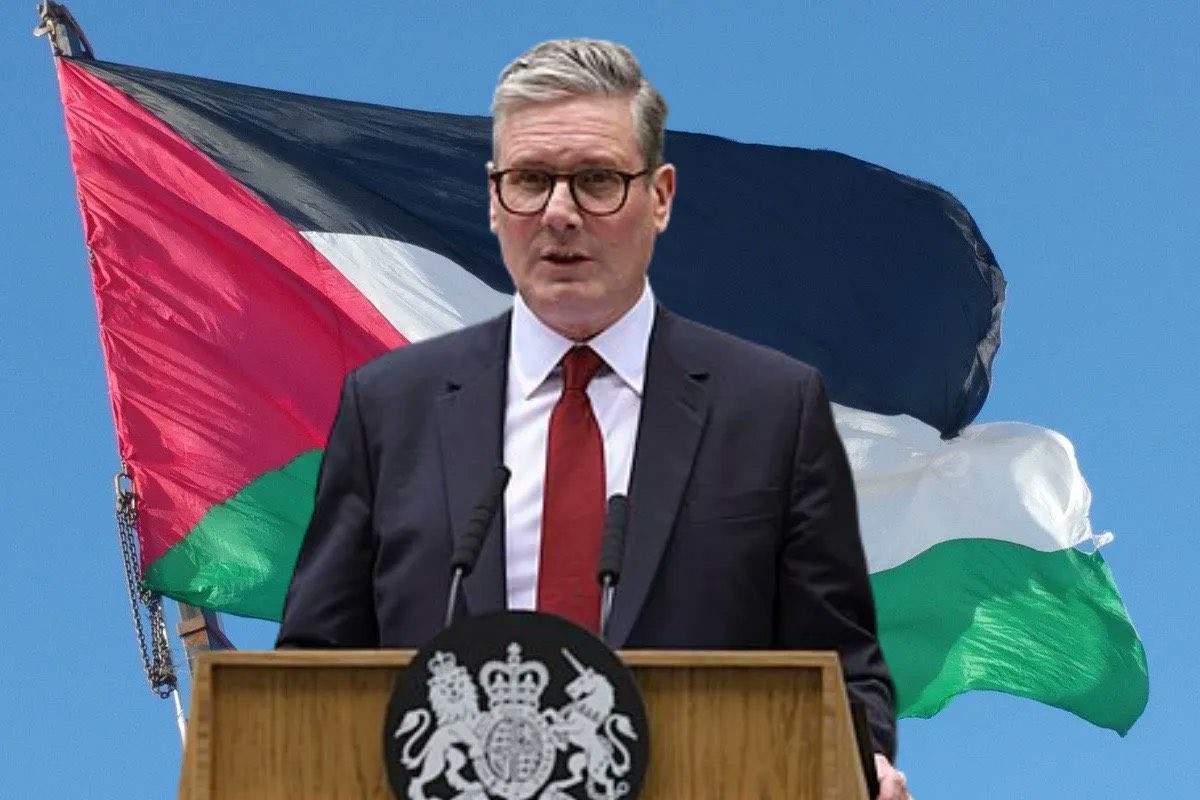 IngrameThomas's tweet image. An appeaser who not just sold out Isreal but all of us in the U.K. 

#Appeaser 
#NotInMyName