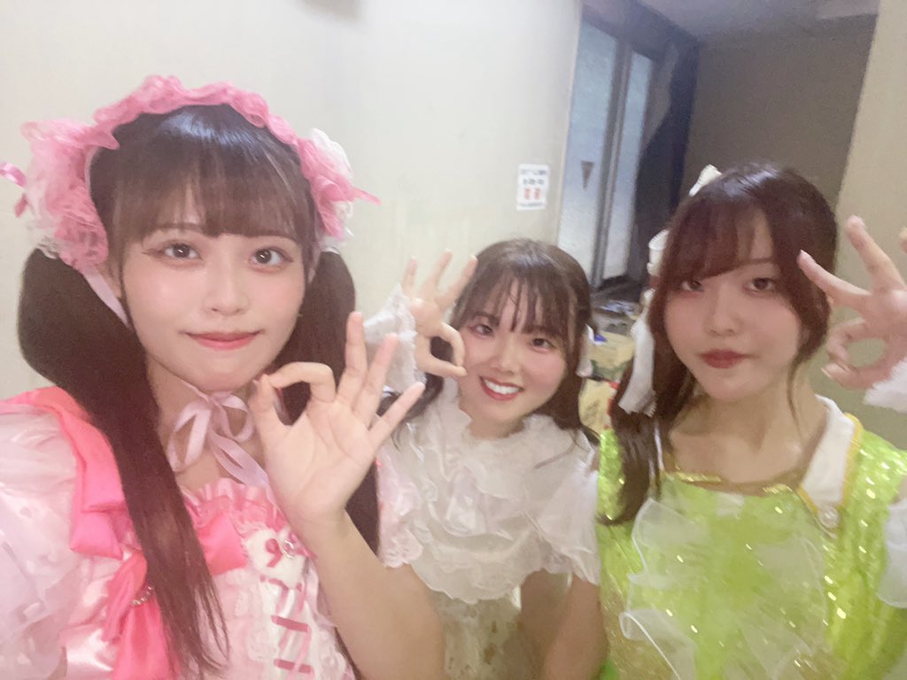 hoshipale_uni's tweet image. 💫 Sweet Paradise Vol.169 🎨

ほしパレのステージを見てくださった皆様、ありがとうございました！💝

次は秋ツアーです🍁情報解禁をお待ちください！

#ほしパレ #星空パレット #ユニドル関西 #UNIDOL