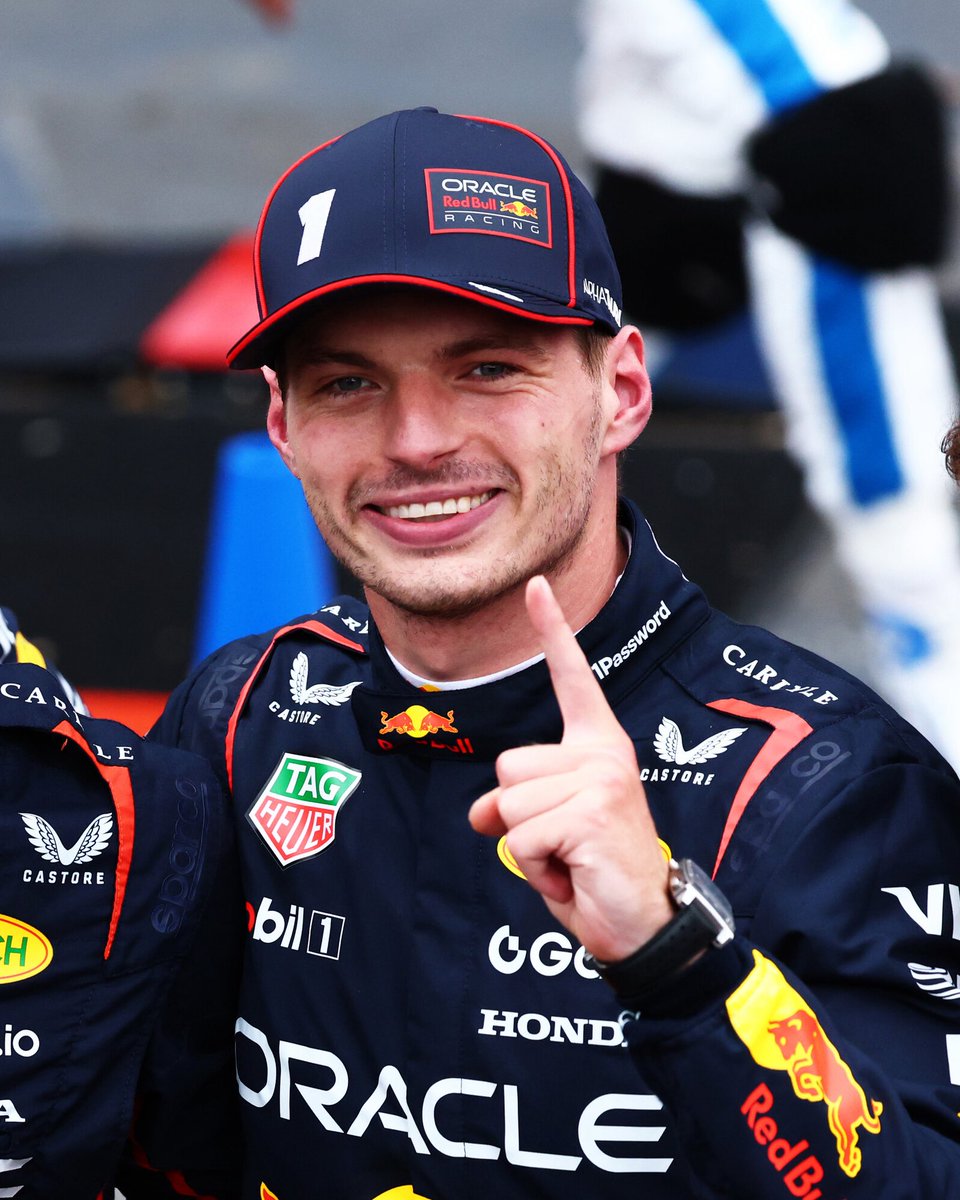 TAGHeuer's tweet image. Victory in Baku.

Wearing his TAG Heuer Monaco Calibre 11, @redbullracing driver @Max33Verstappen claims his second win in Azerbaijan and his fourth triumph of the 2025 season. #TAGHeuer #DesignedToWin