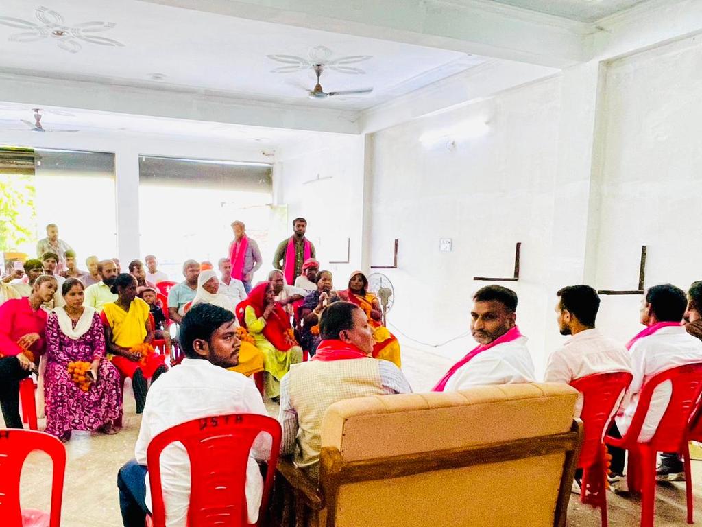 ebad_mohd's tweet image. #विधान_सभा_लखनऊ_पश्चिम_में 
आज #हैदर_गंज_तृतीय खेड़ा नरपत खेड़ा पारा में आयोजित #पीडीए_पंचायत कार्यक्रम में ।