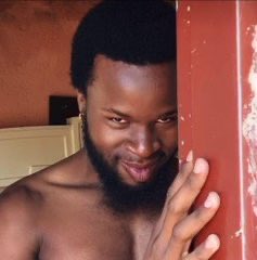 K I N G S L E Y tweet media